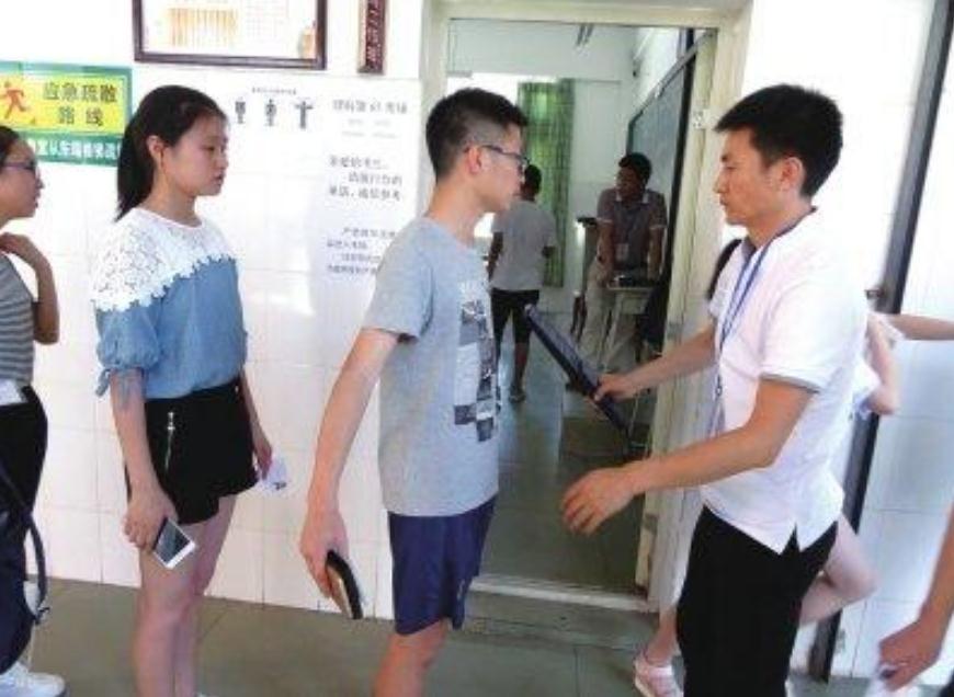 为何高考不可以迟到，却可以“提前交卷”？背后原因很暖心