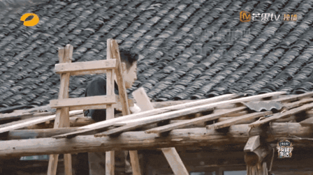 54岁“钉子户”25次高考，距二本线27分：执迷不悔还是追逐理想？