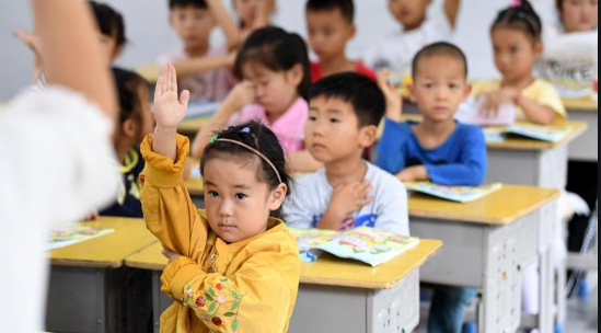 教育部最新通知，中小学上课时间即将调整，身体是革命本钱