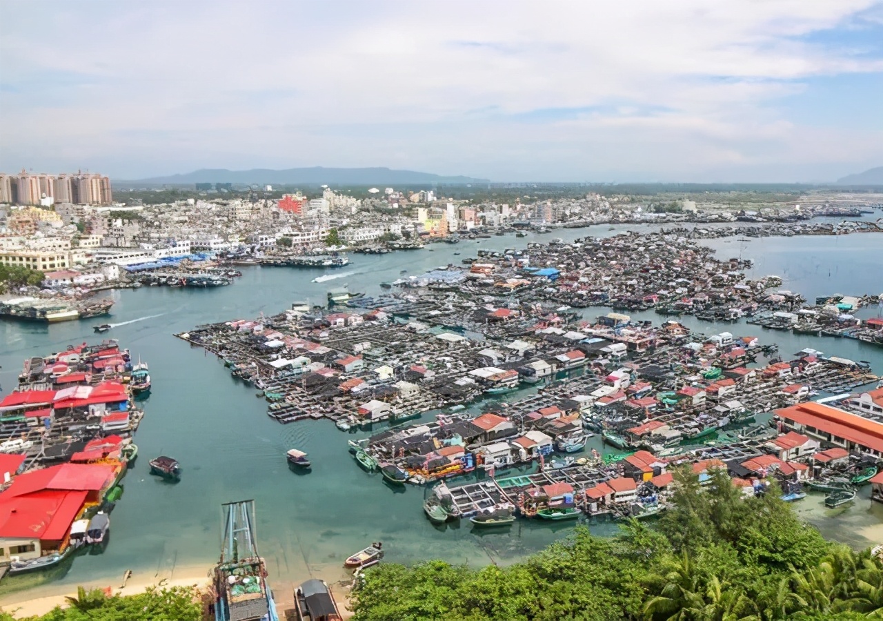 东部海南椰风海韵，如诗如画迷醉游人