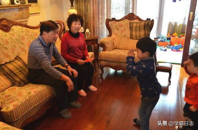 “亲孙和外孙”的区别在哪？一听老人说出答案，宝妈表示扎心了
