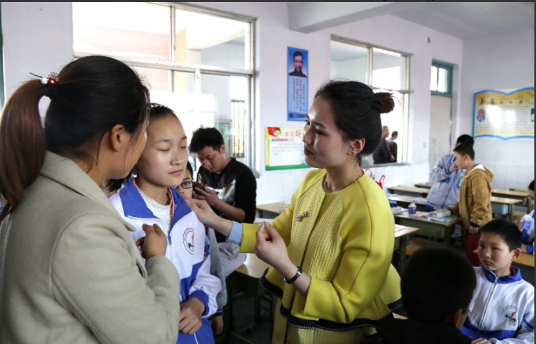 “录取通知书被妈妈随手拆了，我不能生气吗？”网友评论两极分化