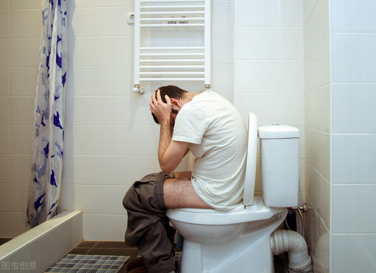 治疗老年人便秘，张仲景用大承气汤，清热解毒，泻热通肠