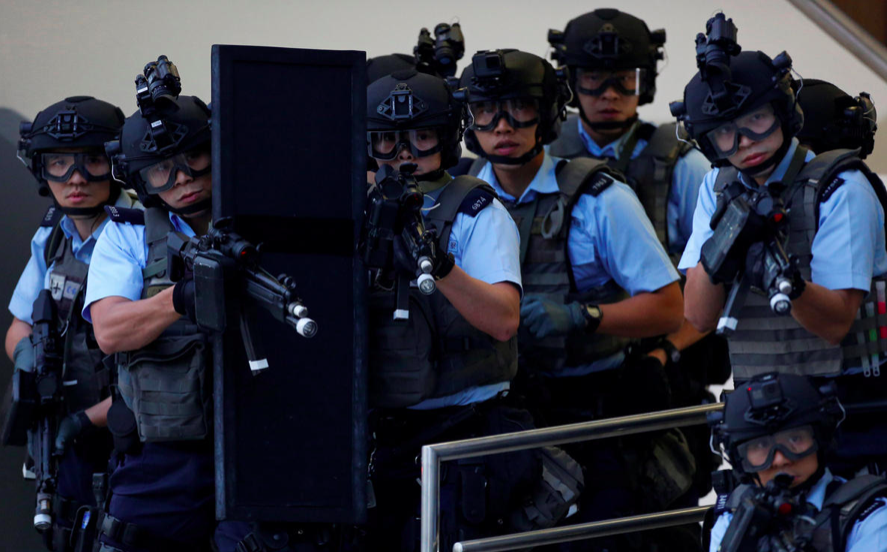 港剧《叛逃》和电影《赤道》中的香港CTRU反恐特勤队