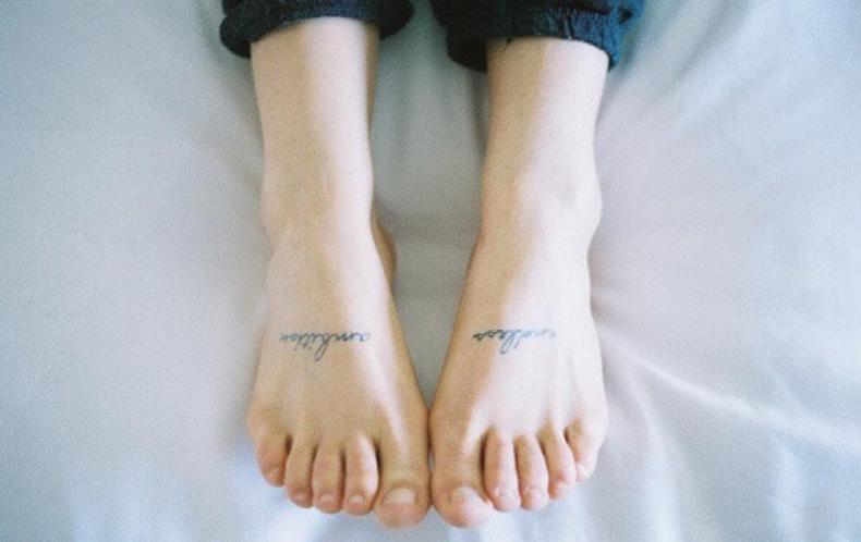 穿鞋子鞋舌老是歪？教你一个方法简单解决