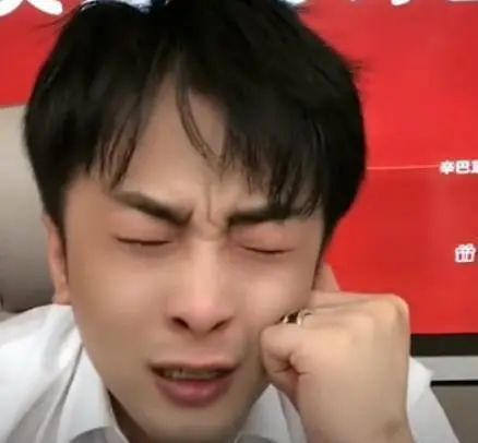 【含泪重出江湖：昔日霸气今何在？】