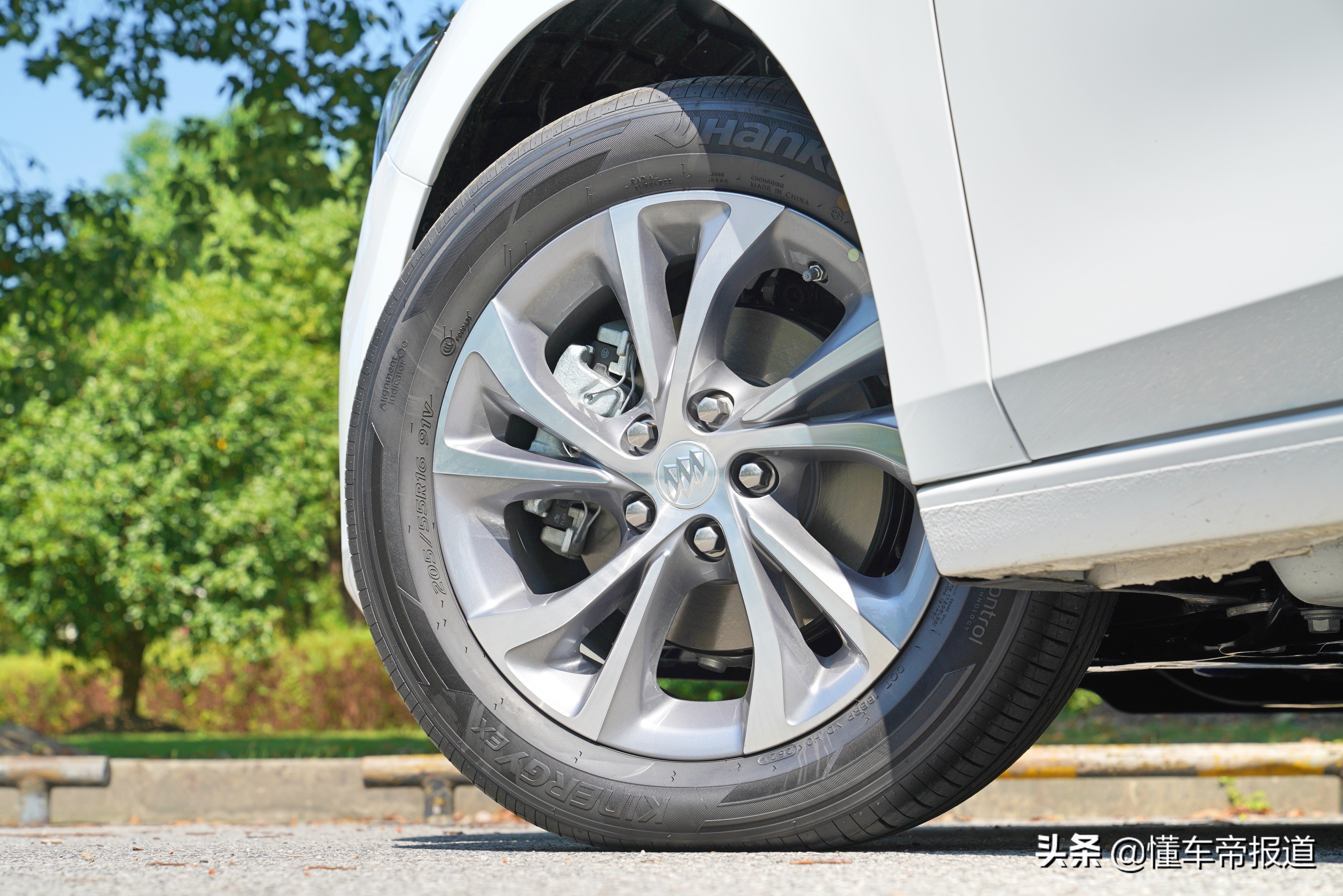 新车 </p><p>　　 不负Pro之名，试驾全新别克威朗Pro