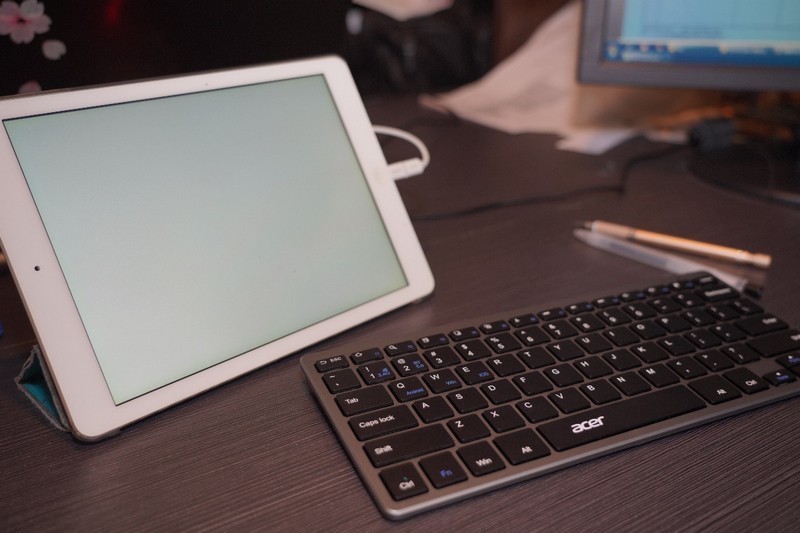 从性能和便捷的平衡点出发 宏基无线键盘的办公体验