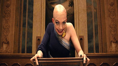 最新恐怖片《女巫》,炒三十年前冷饭,连名字也不改