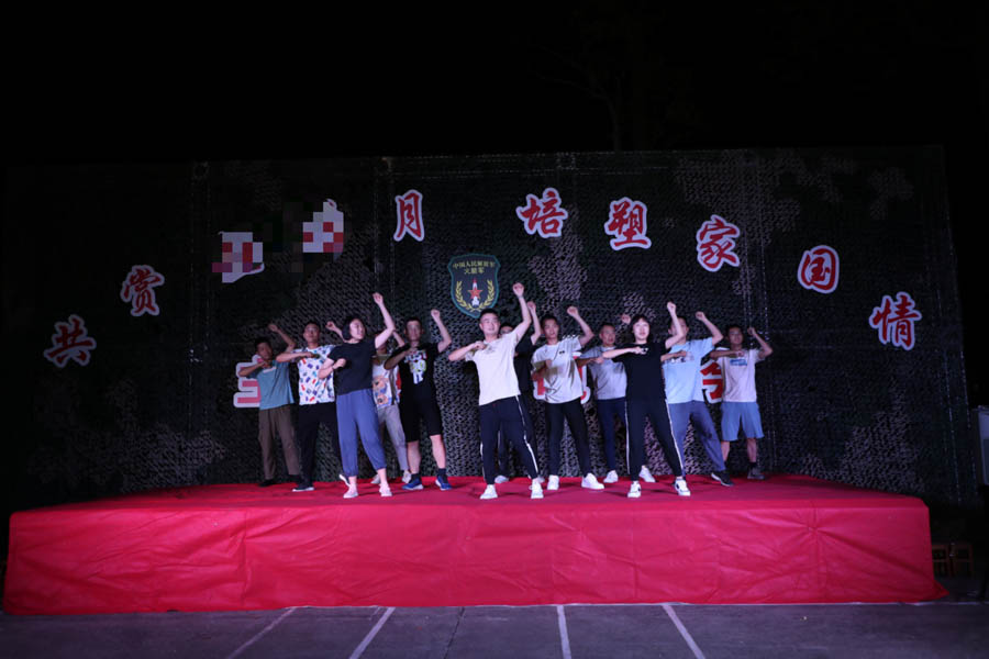 献礼华诞 | 解放军及武警部队“双节”晚会大联欢