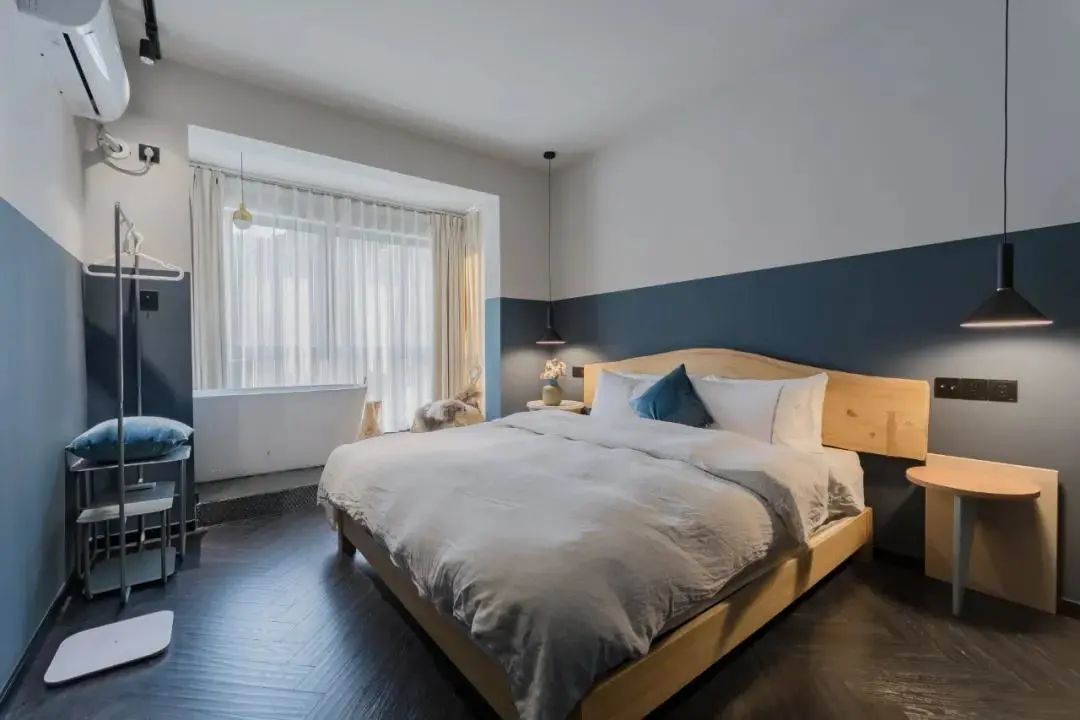 卧室带阳台，这么设计就对啦