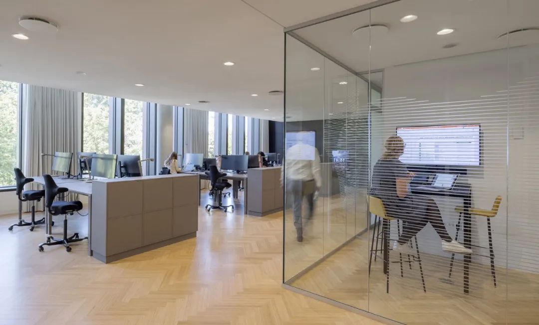 嘉士伯新总部大楼，可回收的黄铜外立面，示范了真正可持续理念