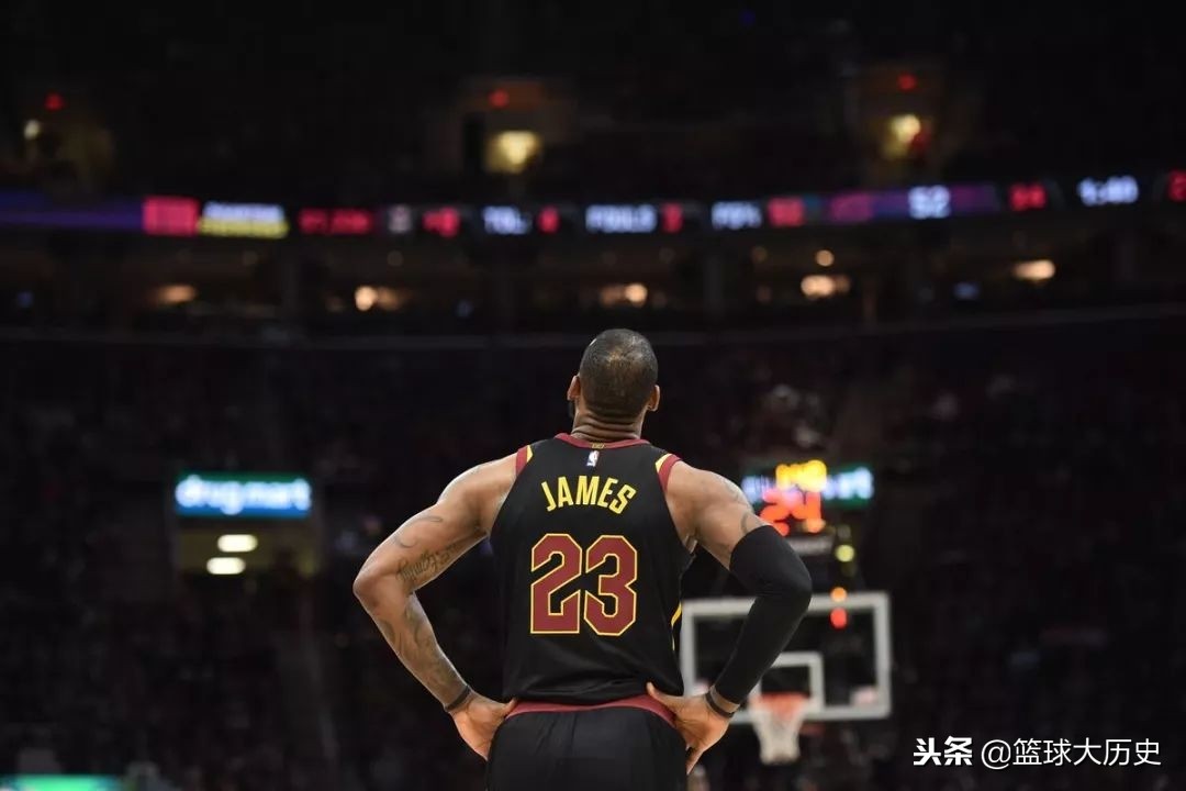 nba骑士为什么交易韦德(至今没搞懂，去年骑士为何要送走韦德？)