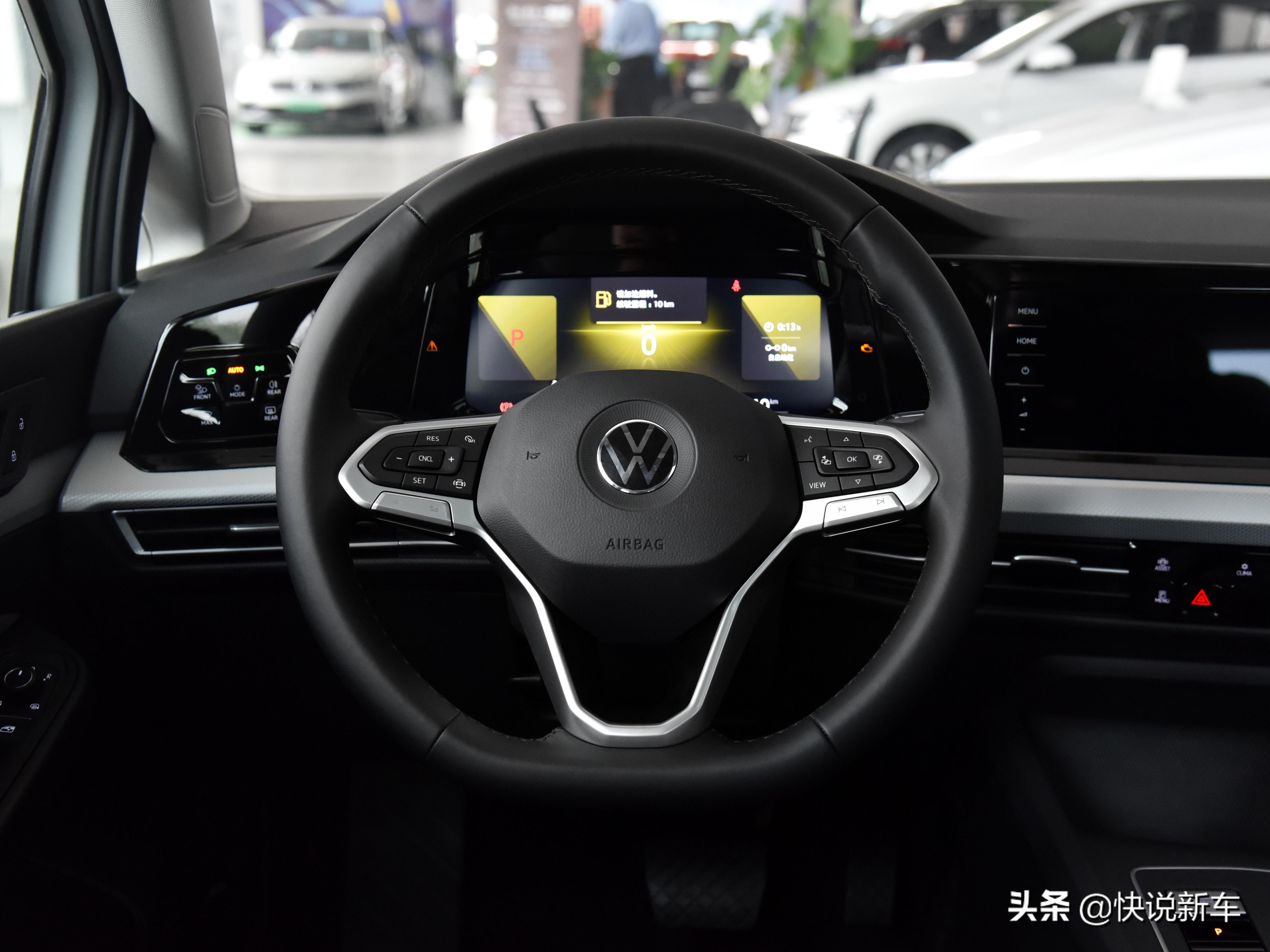 油耗5.5L的合资轿车，奥迪也用同平台，带你看大众高尔夫