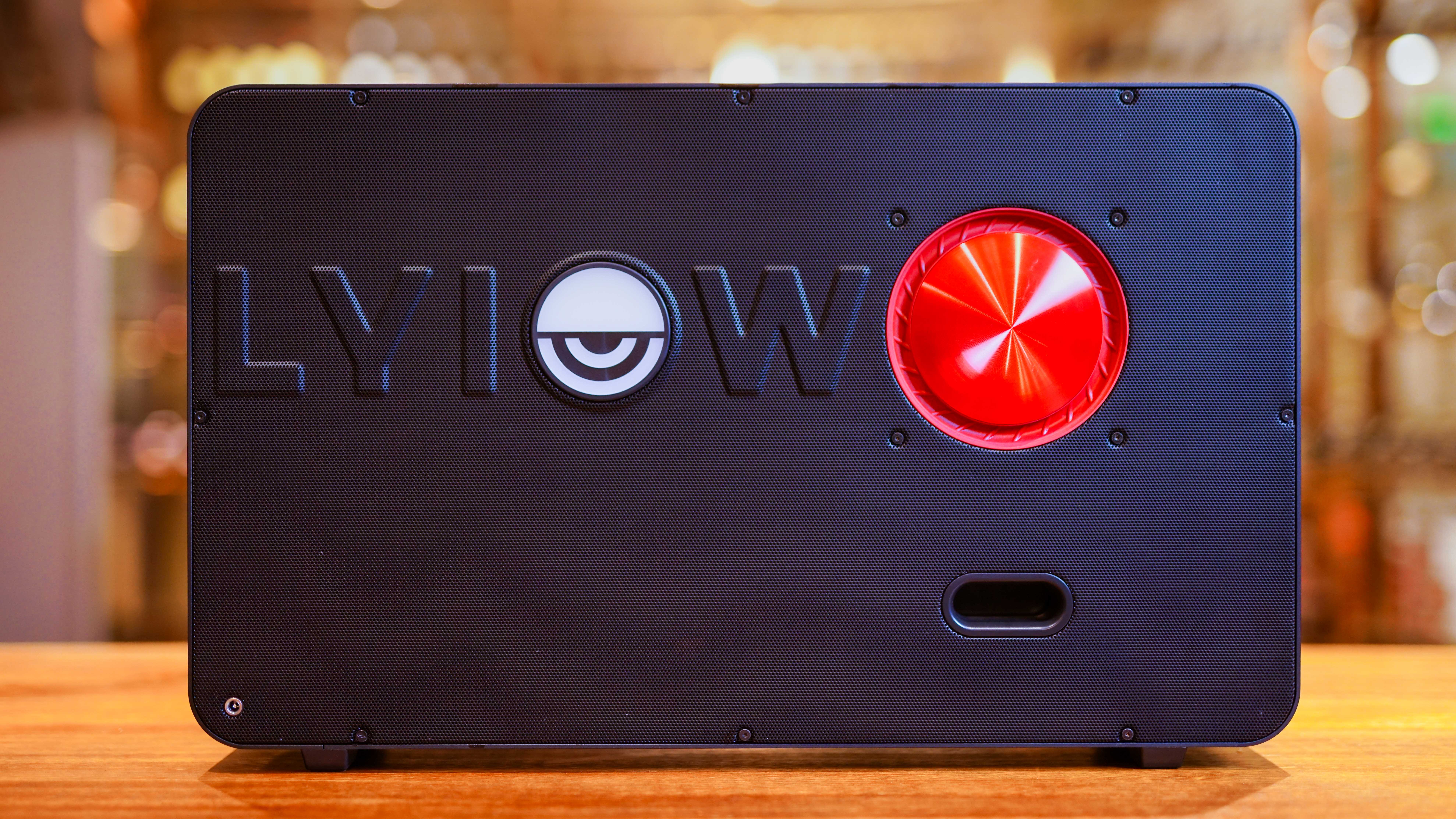 世间最靓神器，Lyiew 悬浮歌词蓝牙音箱，演绎别样的音乐视听盛宴