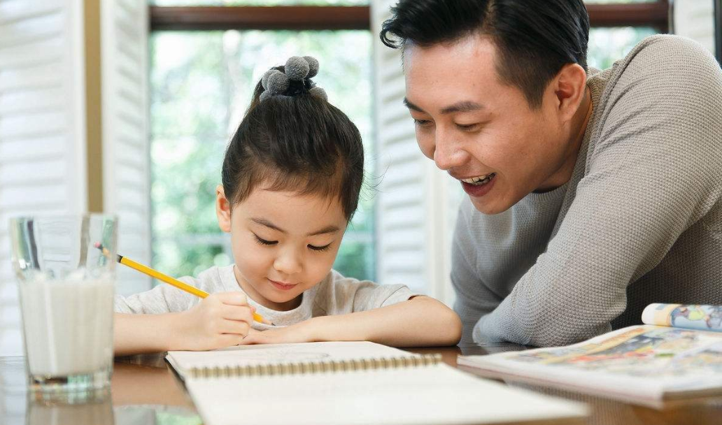 学生请假条文笔不凡，老师爽快批假，网友直呼：这孩子太有才了