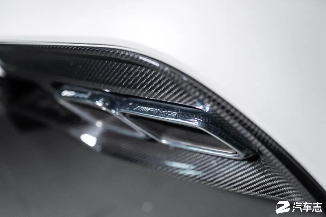 大陆仅十台的SLS AMG Black Series，零距离感受奔驰超跑的巅峰