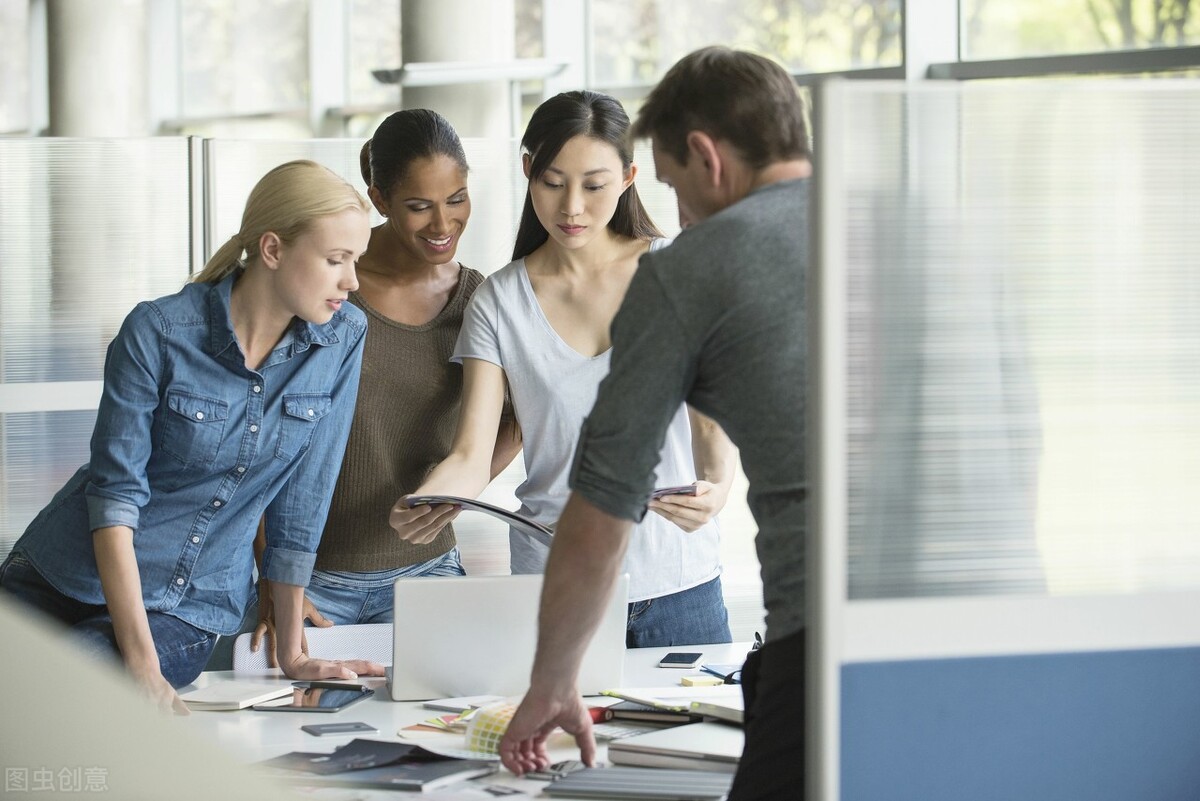大学中的师生恋（从特别权力关系理论视角解析高校师生恋）