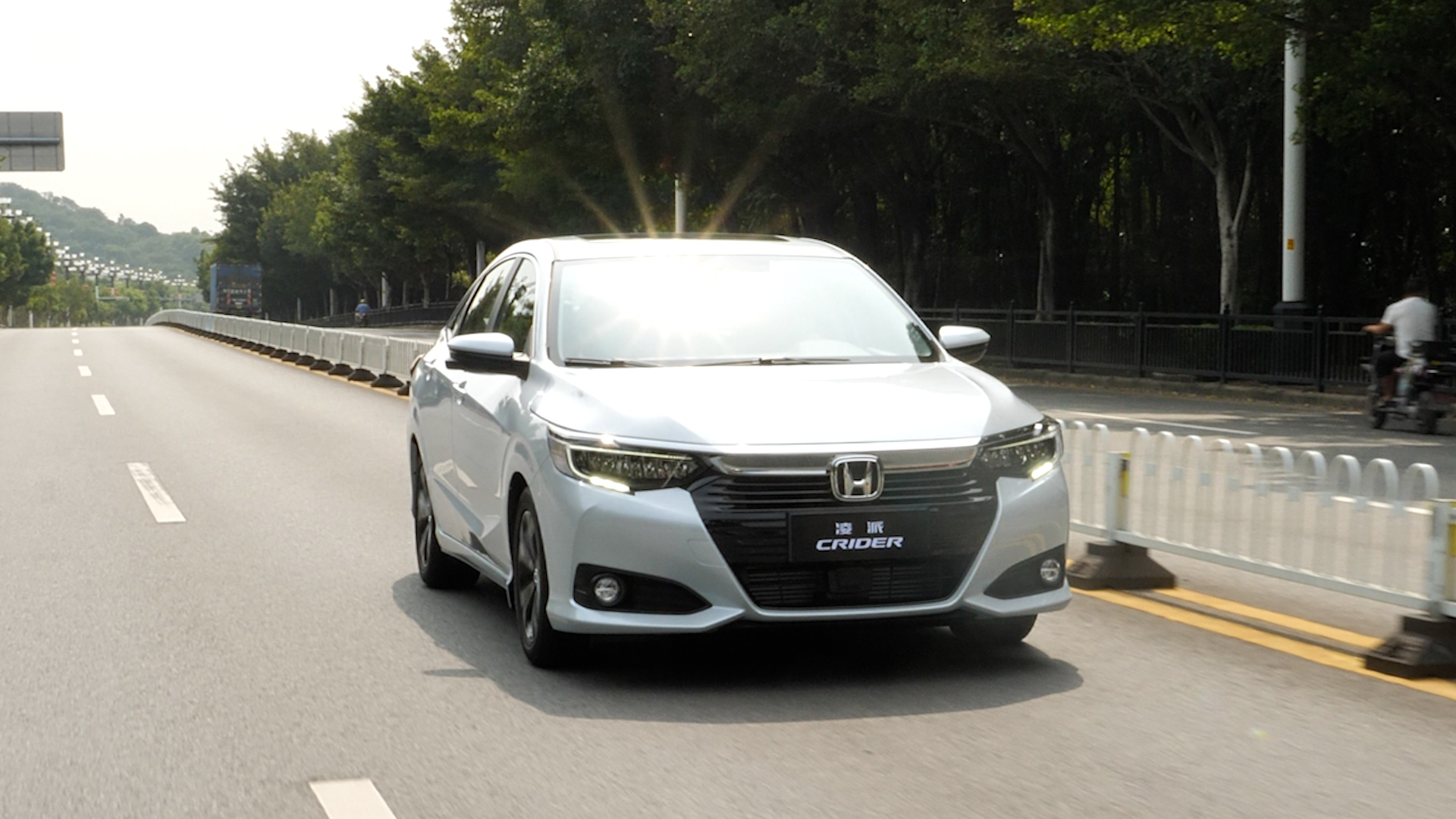 有爆款潜质的本田轿车，新款凌派有B级车空间、低油耗！值得买吗