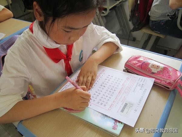 小学生作文写成流水账，原因和解决方法只有一个，赶紧点醒孩子
