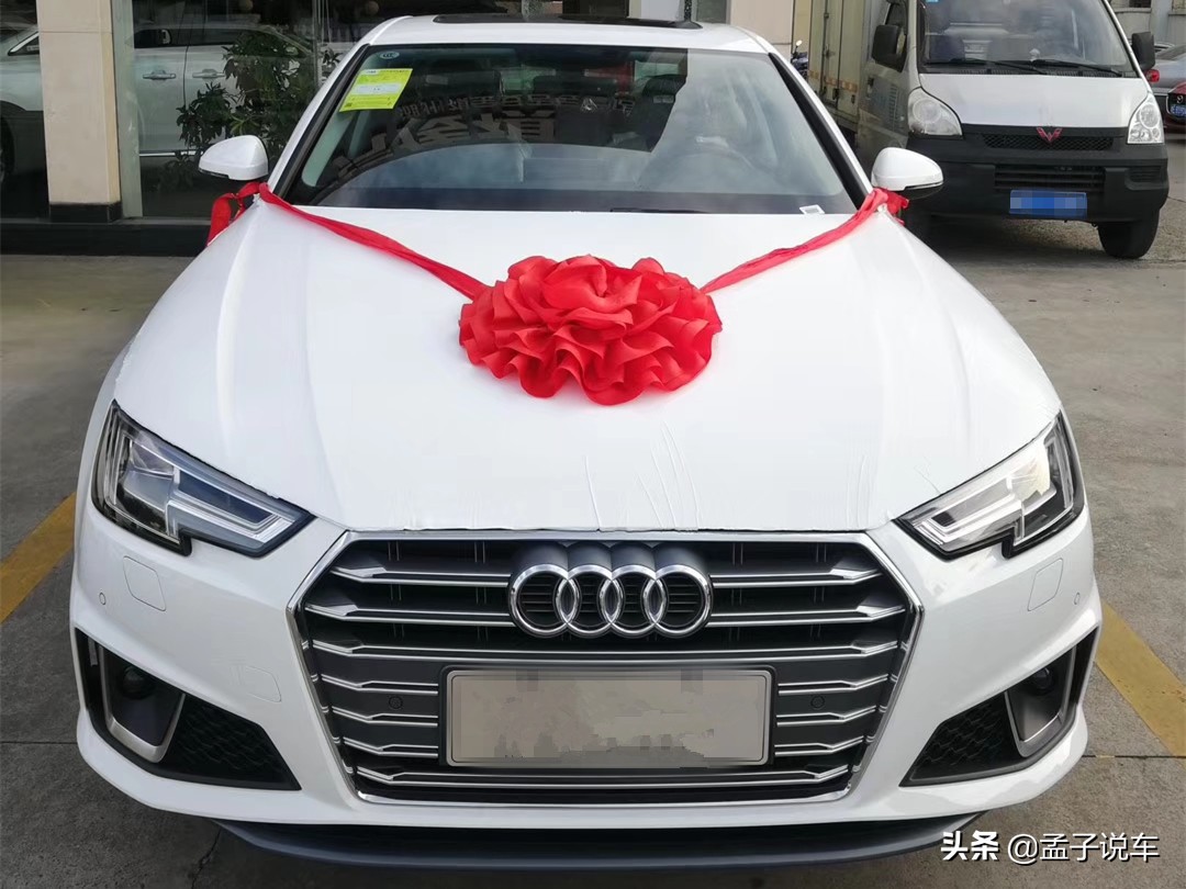 奥迪A4L一年养车多少钱(奥迪a4l一年养车多少钱)