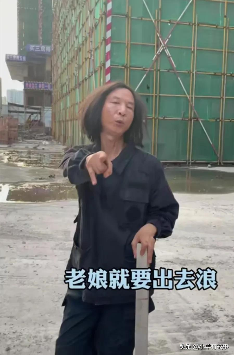 仅靠正能量的工地视频，小伙儿为啥可以得到千万粉丝的青睐