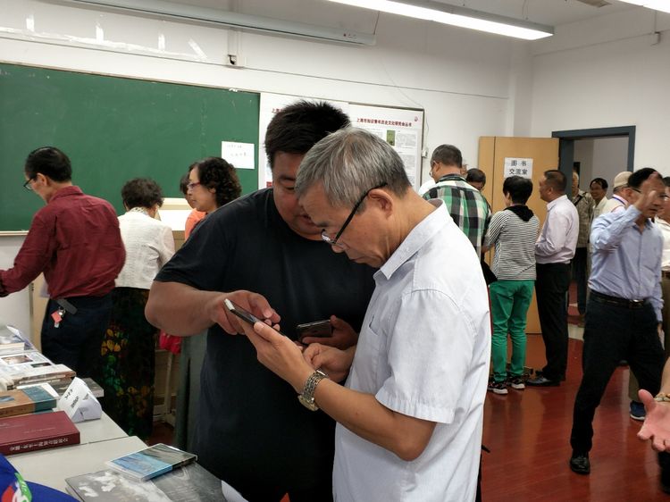 韩依群：浓浓书香伴我行------2019年上海知青图书交流会