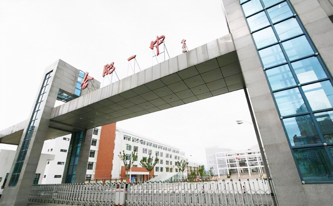 13岁神童645分考入清华，开学清华校长点名表扬，特别之处在哪？