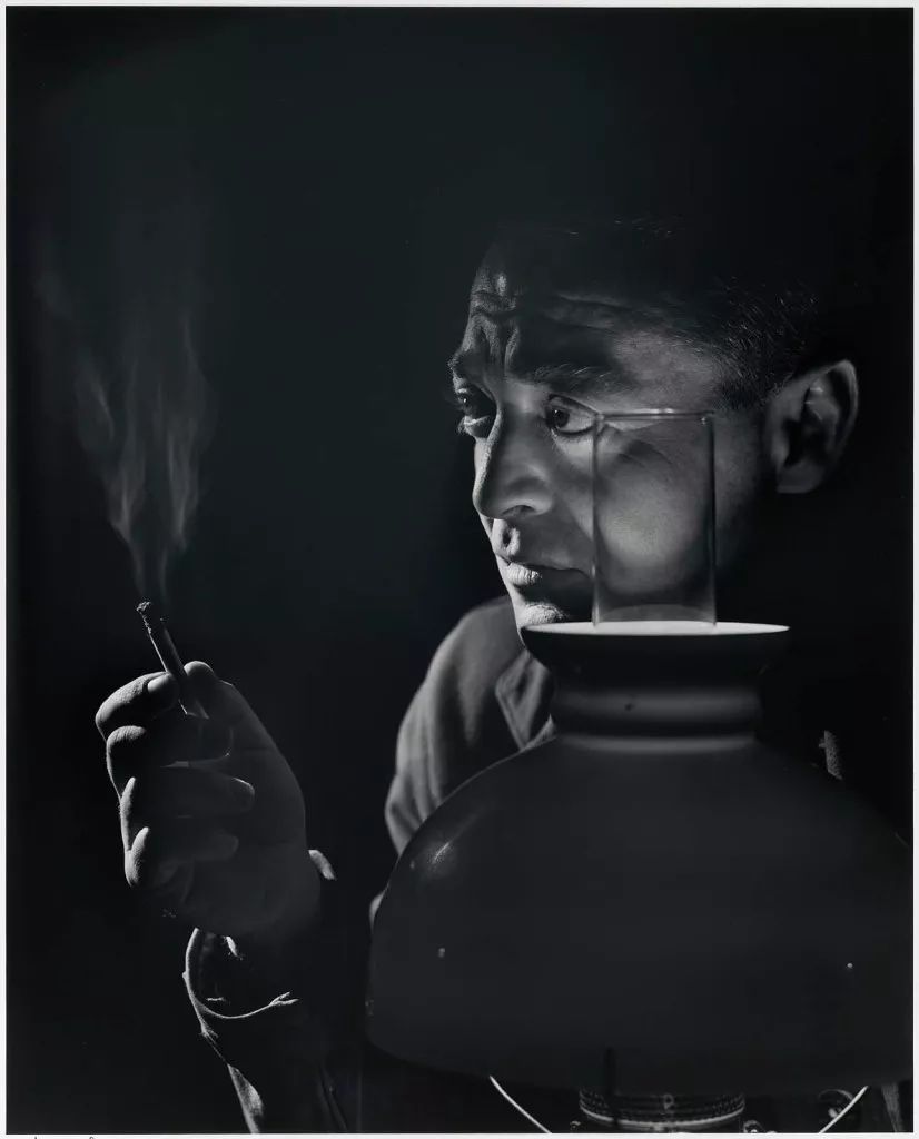 “摄影界伦勃朗”，拍下无数伟大的时代面孔，每一张都充满了故事