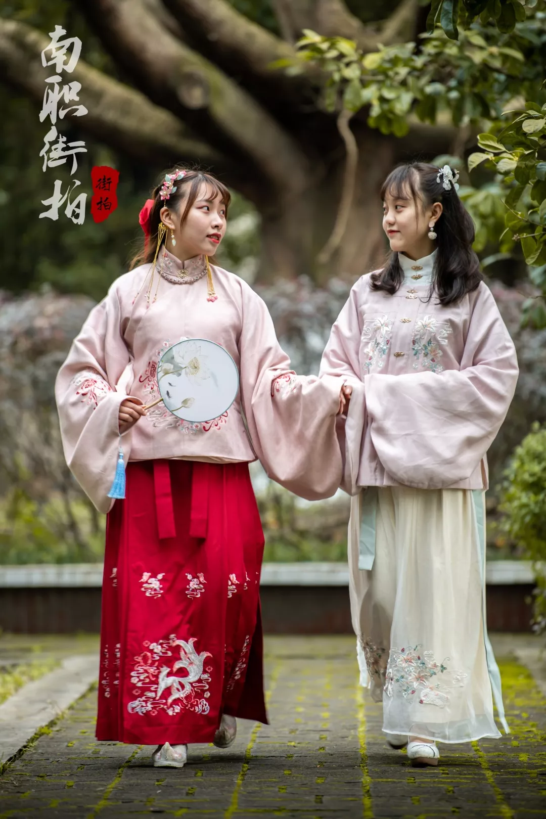 诞生于千年绸都，还是省级示范高校，这所大学占地1400余亩