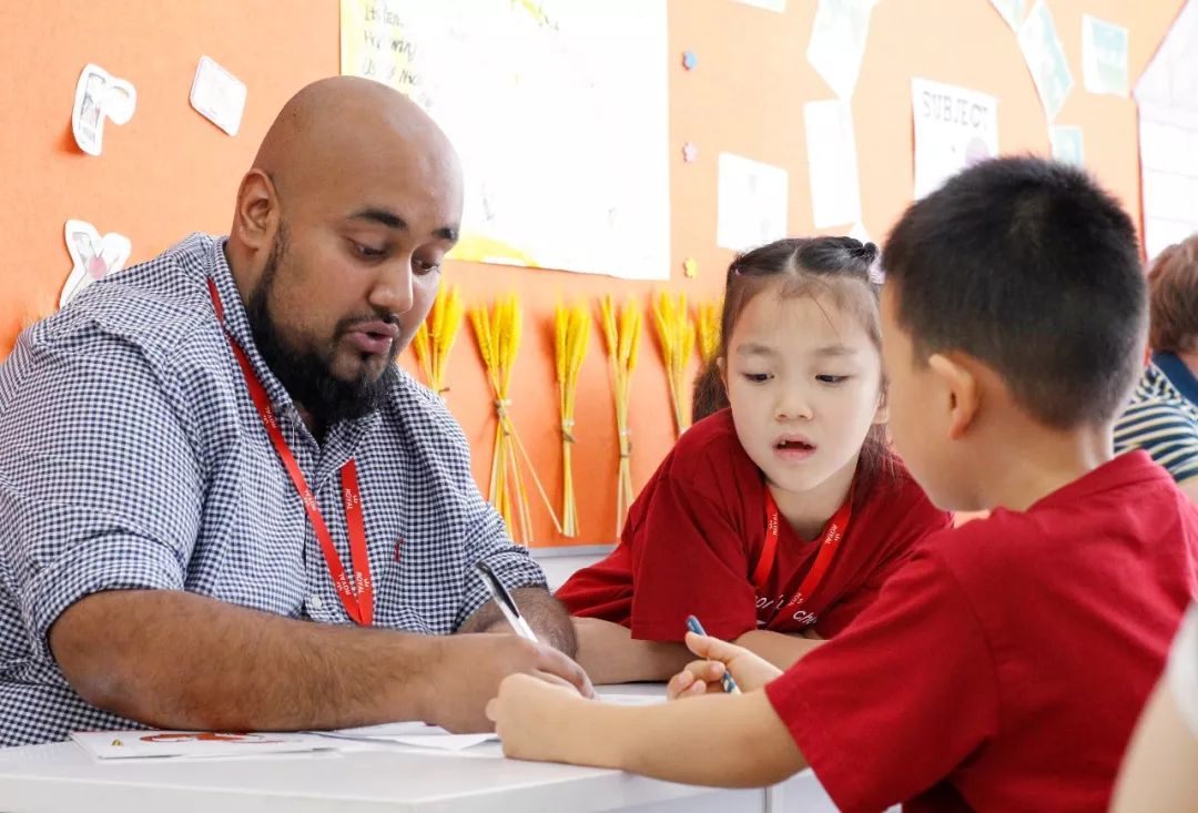 学生家长：“王府学校完全达到了我的预期，惊喜就太多了”
