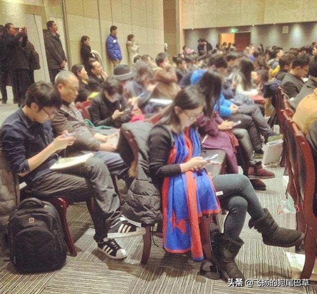 面对面无话可说？我来发句骚，轻松破冰升温气氛