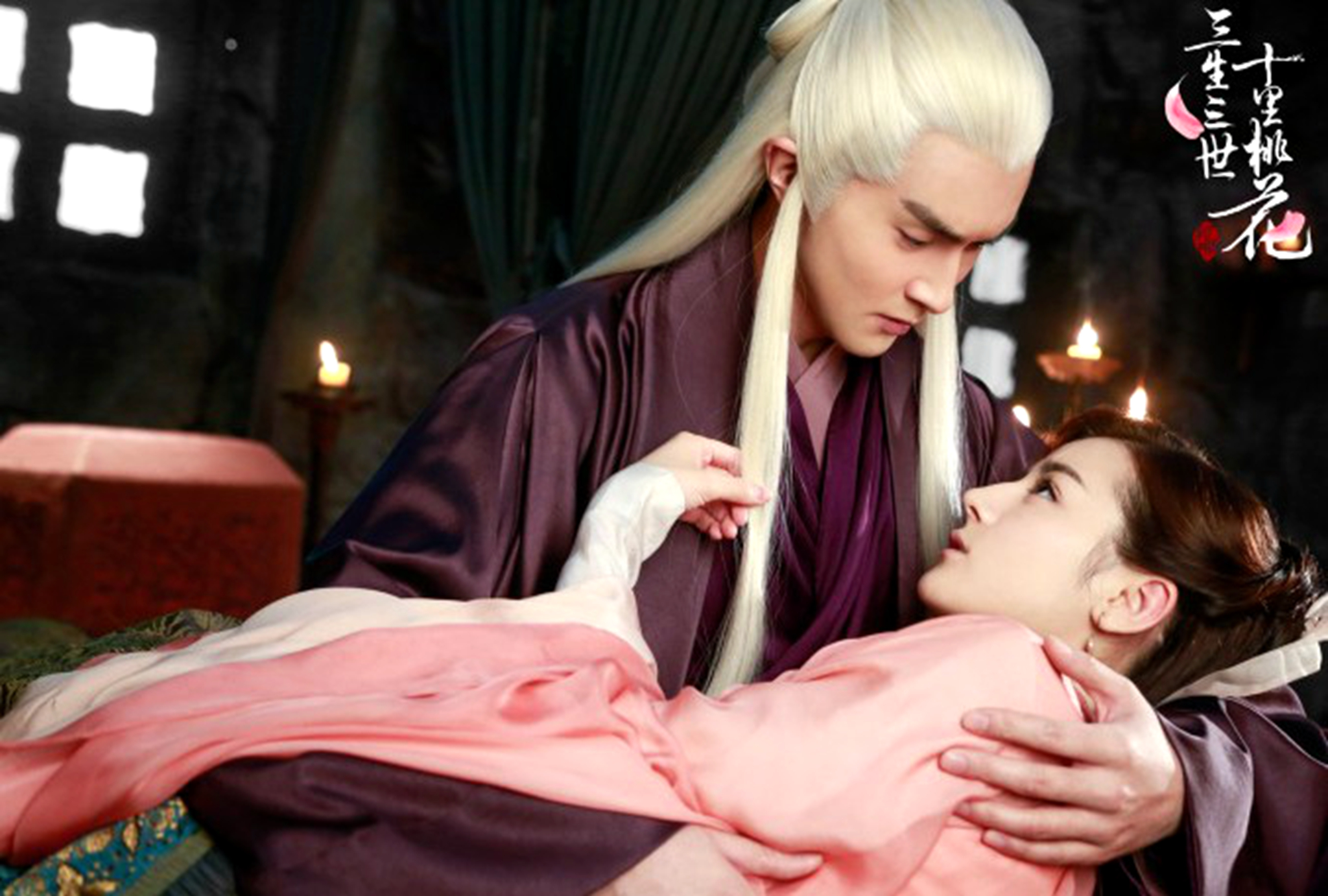 “7300万粉丝灰姑娘”迪丽热巴的“饭圈”专宠史