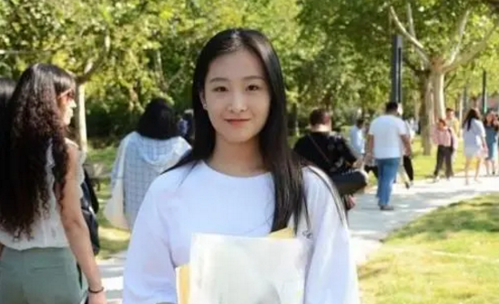 备受00后追捧的热门专业，90后表示看不懂，真的有前途吗