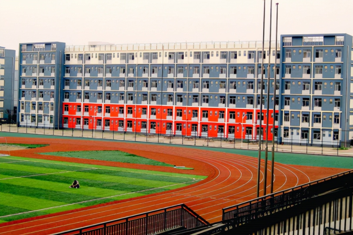 四川被一所新大学“砸中”，喜获政府全力支持，有望成高考新选择