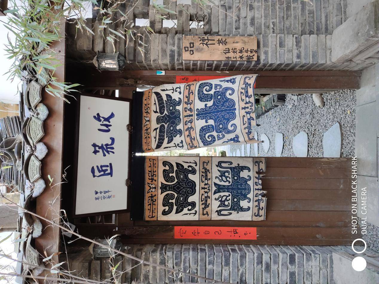 这可能是看电影最爽的手机。是鲨鱼游戏的手机2深度的体验。