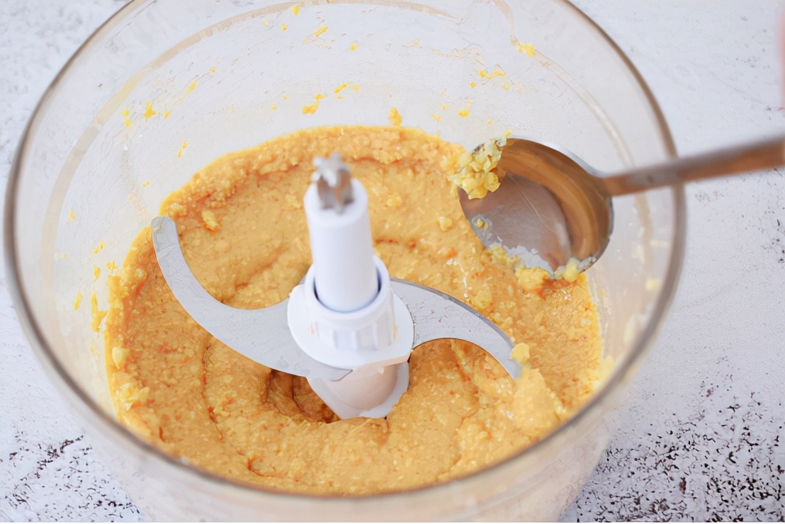 想吃花生酱不用买，自己在家也能做，纯天然的更健康