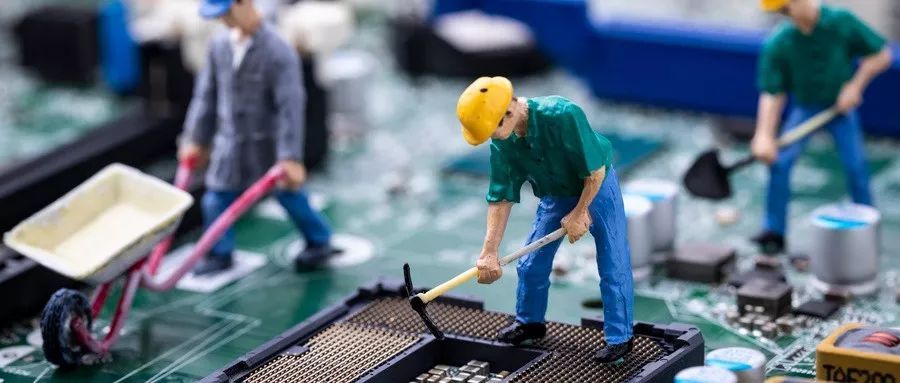 嘉楠耘智千亿估值突围战，寒冬中少数逆袭的区块链公司