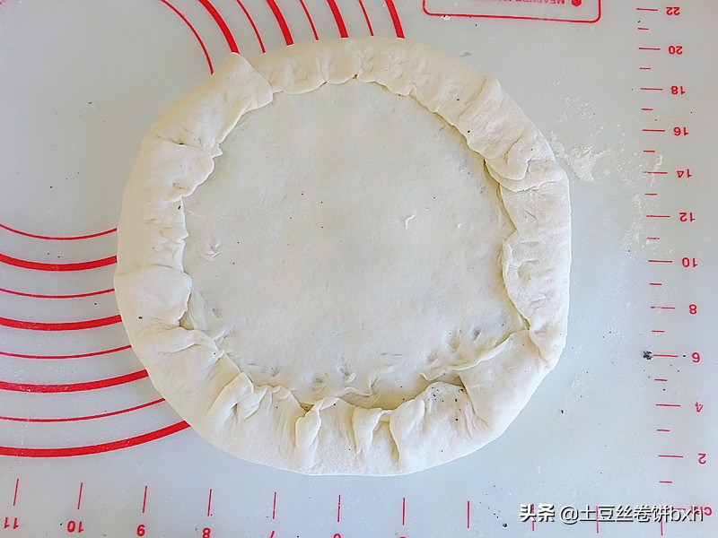芝麻盐怎么吃（教你做又暄又软的黑芝麻千层饼）