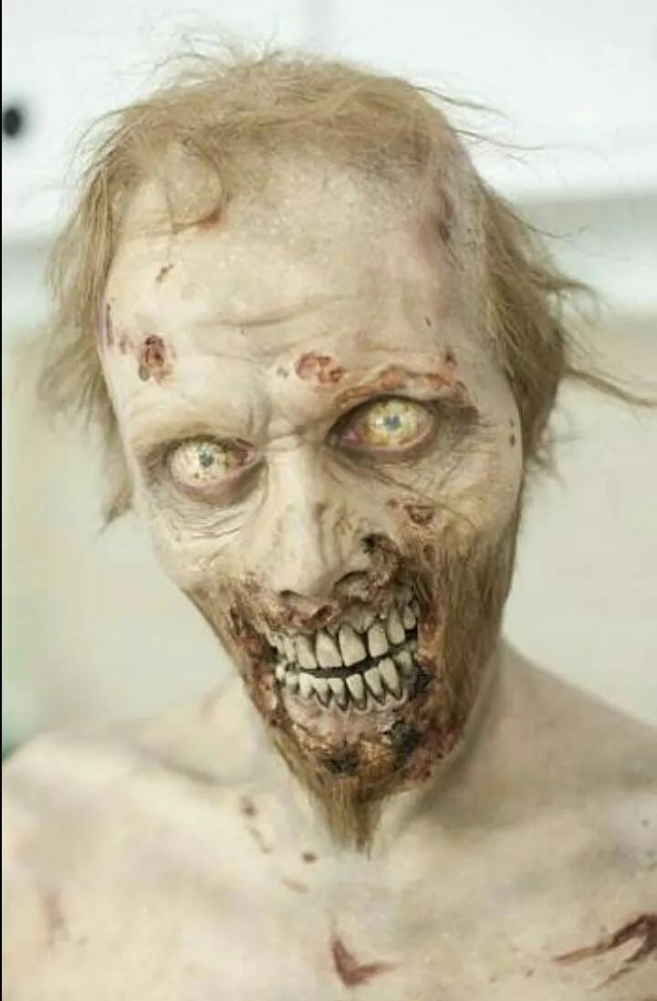 对于生化危机这部影片相信小伙们并不陌生,而影片中那些让人恐怖的