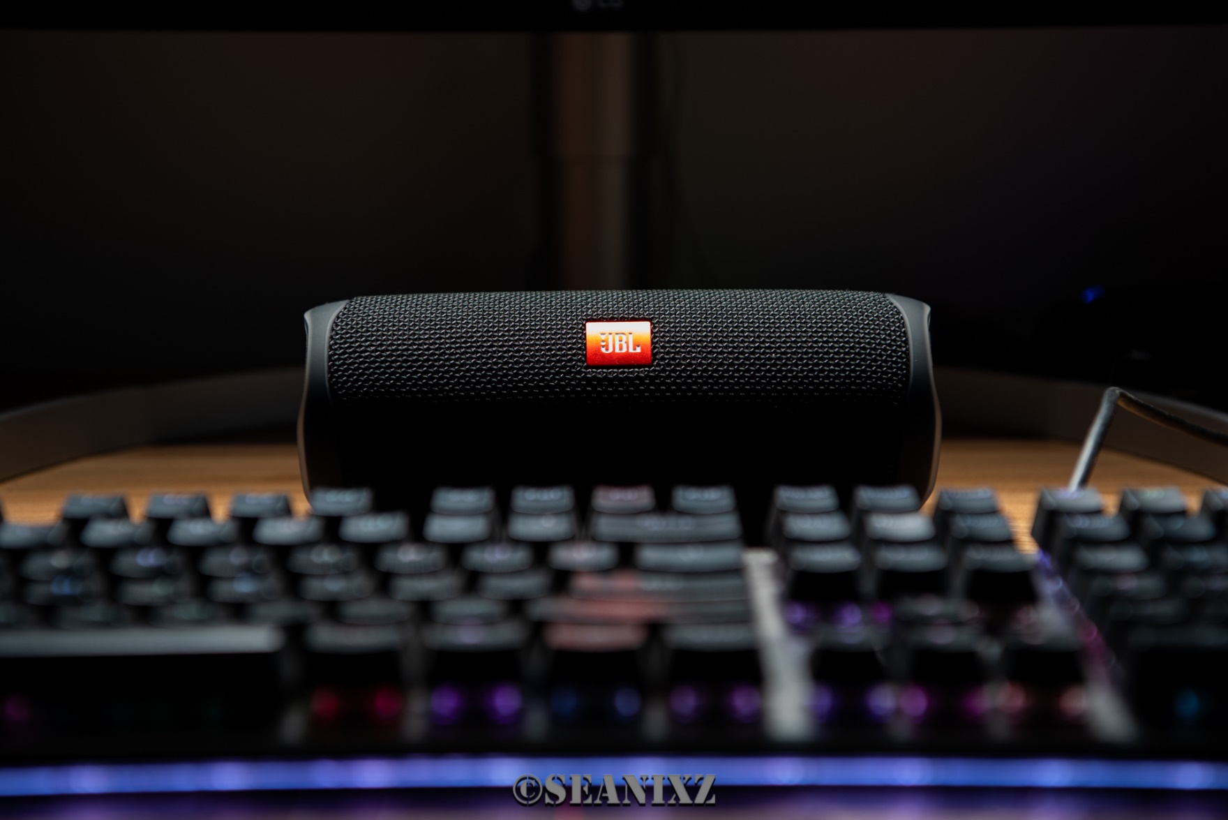 JBL FLIP5 音乐万花筒五代 蓝牙音箱 使用评测
