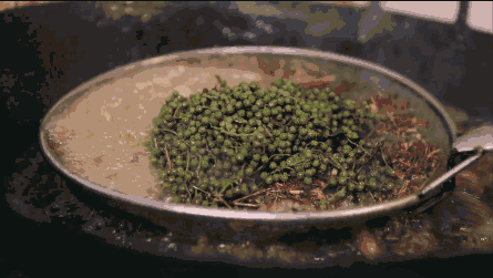 鲜！香！辣！有嚼劲~到湖南必吃的美食“常德一绝”网红酱板鸭！