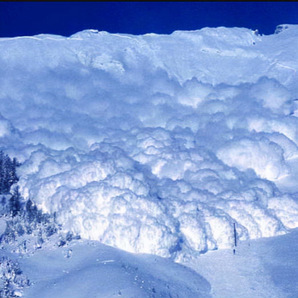 1991年17名登山队员遇难，7年后找到了日记，发现死前诡异遭遇