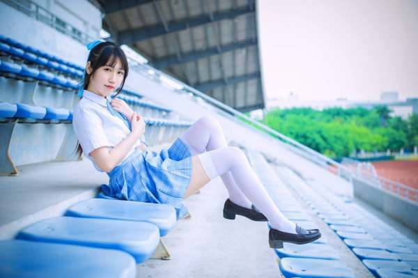 JK制服是高中女生制服吗？DK是男高中生制服吗？