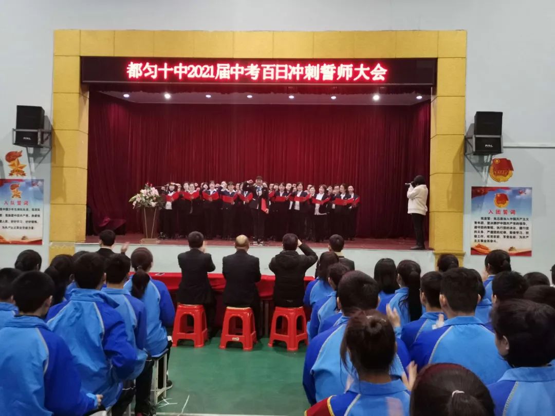 寒门状元苏济坤：靠低保维持生活，高考707分逆天改命，圆梦北大