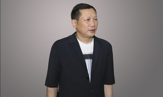 负债165亿！优衣库在中国最大的对手，被彻底吊打了？