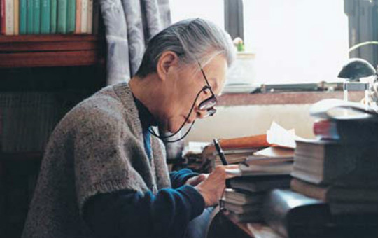 物欲横流的社会:我们该如何养孩子——读《杨绛传》有感