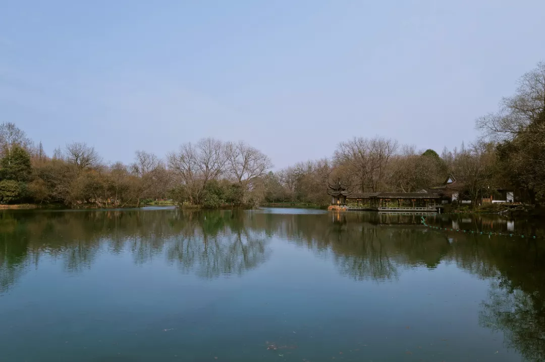 你以为是西湖,并不是真正的西湖