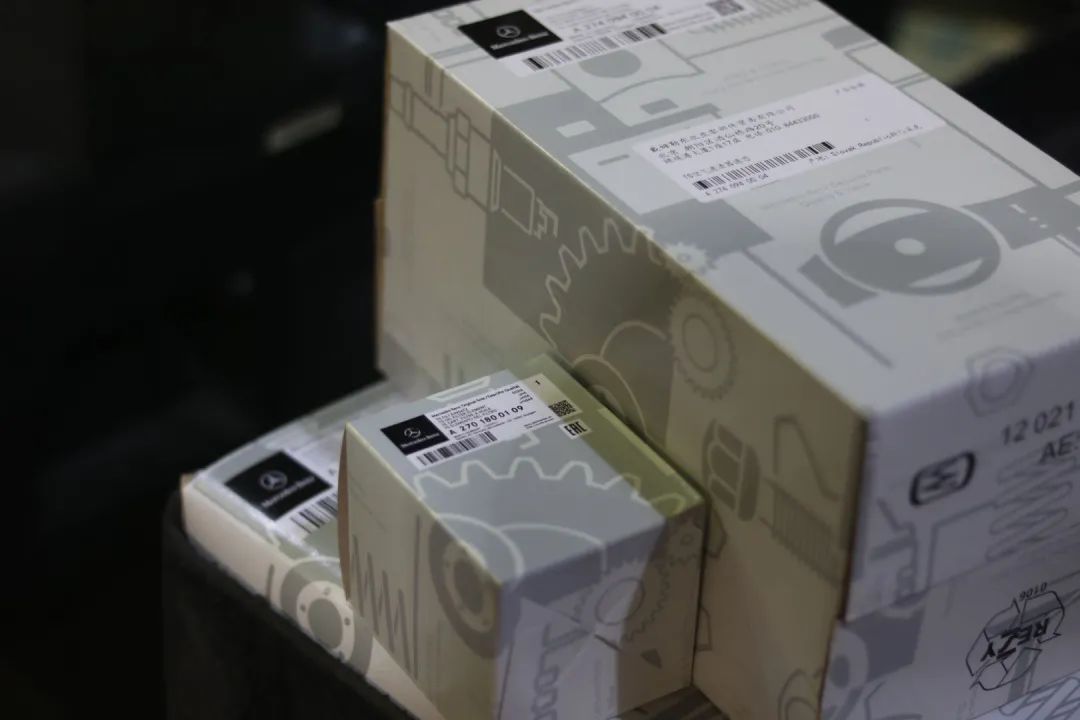 怪兽修车：翻新一辆15年奔驰GLK260，最终满血复活变新车