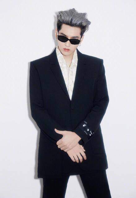 吴亦凡的下场，让都美竹震惊！圈内好友纷纷倒戈上演众生相